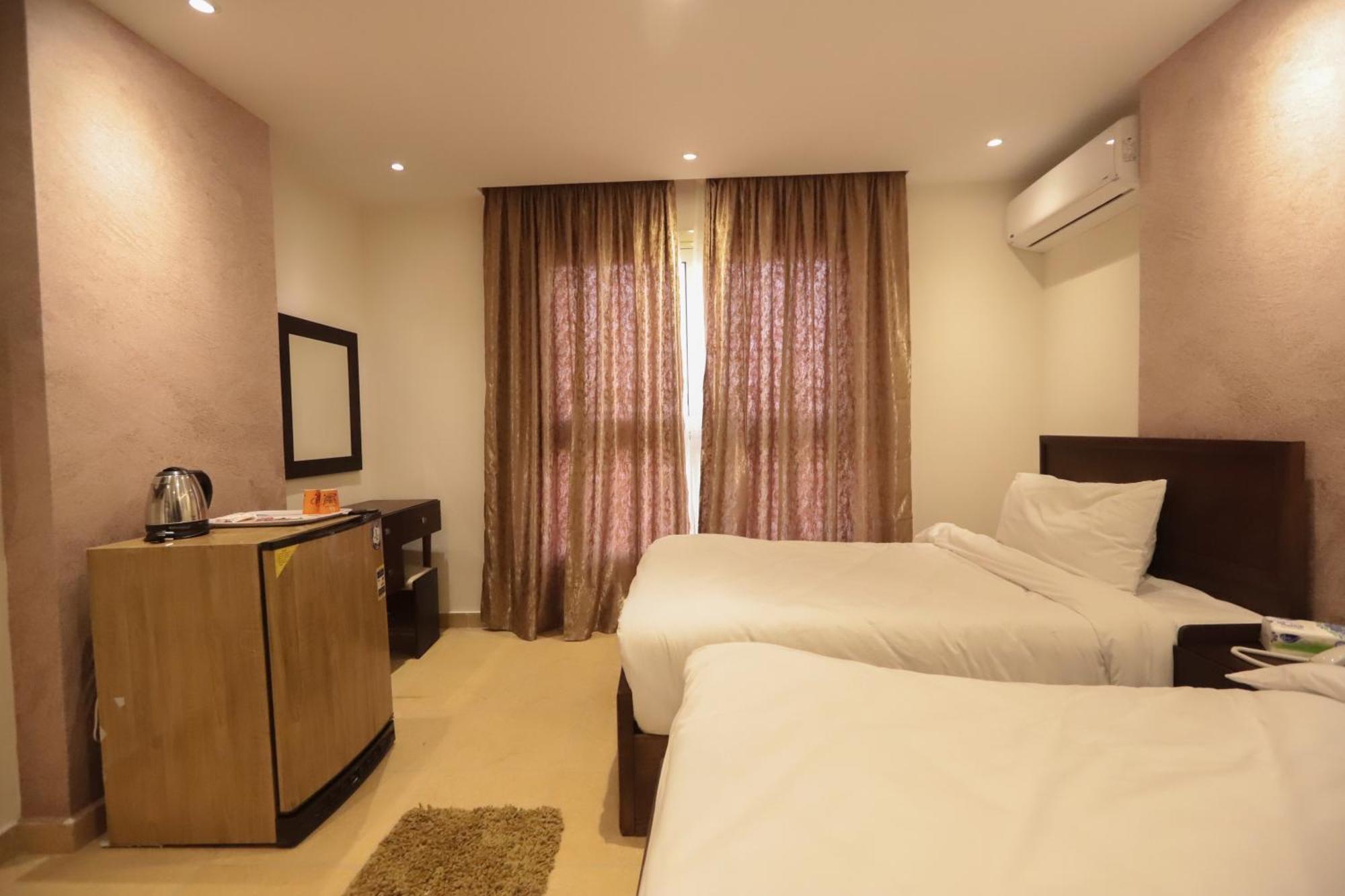 King Khafren View Inn Kafret el-Gabal 外观 照片
