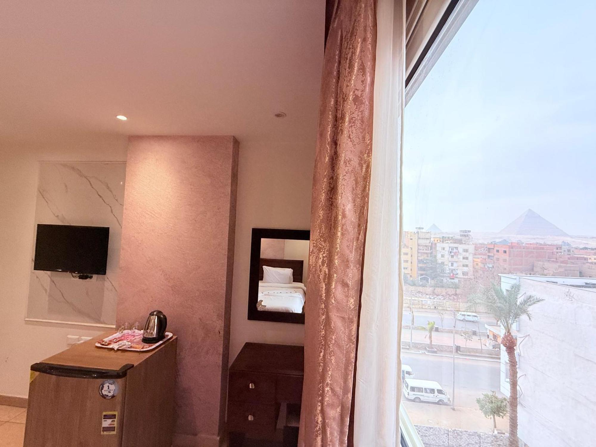King Khafren View Inn Kafret el-Gabal 外观 照片